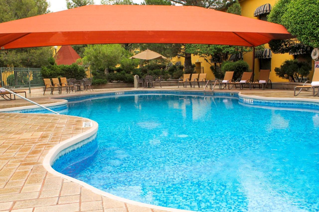 Holiday Inn Express Chihuahua By Ihg Ngoại thất bức ảnh