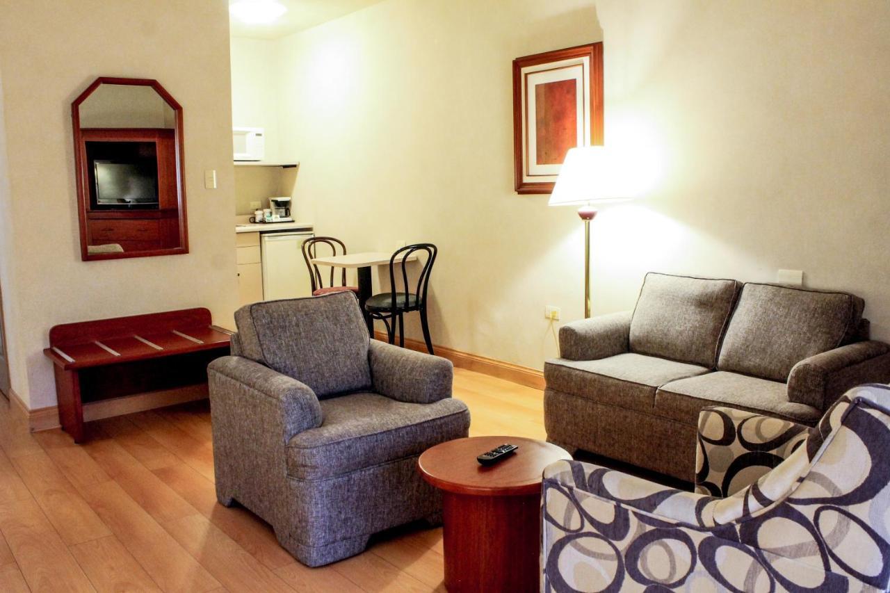 Holiday Inn Express Chihuahua By Ihg Ngoại thất bức ảnh