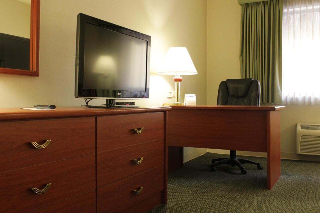 Holiday Inn Express Chihuahua By Ihg Ngoại thất bức ảnh