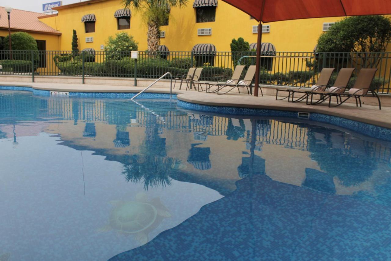 Holiday Inn Express Chihuahua By Ihg Ngoại thất bức ảnh
