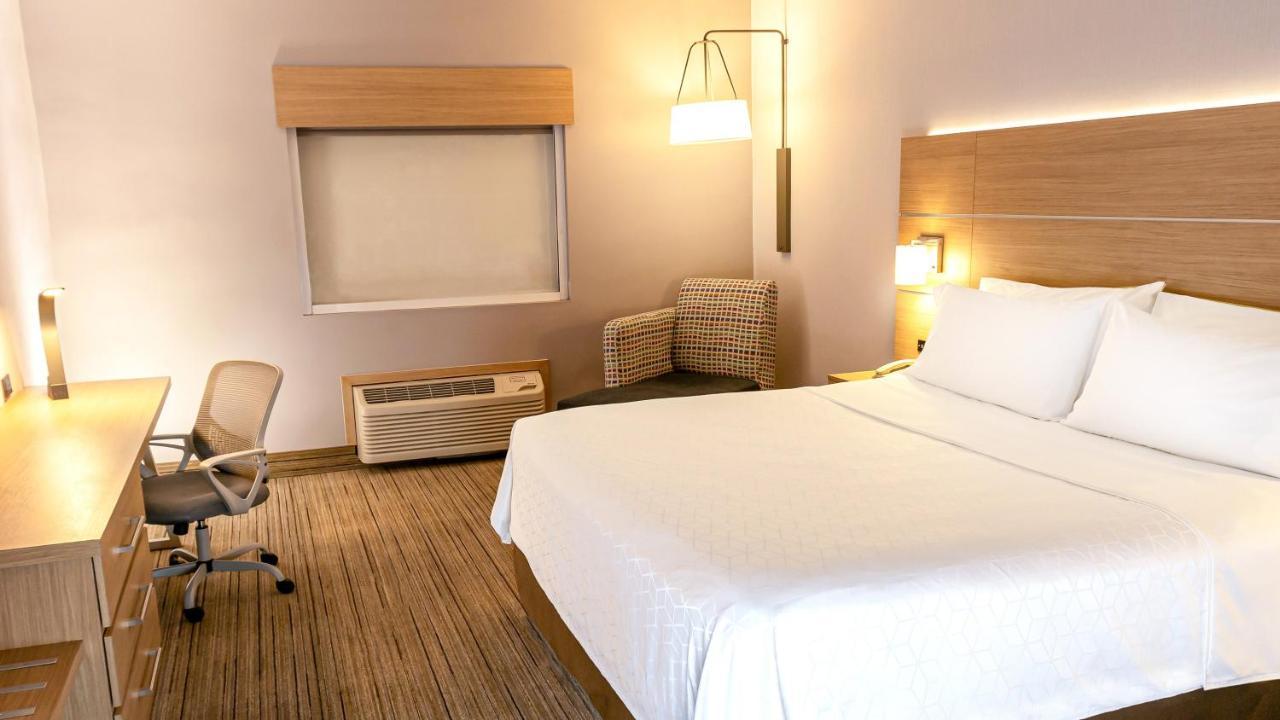Holiday Inn Express Chihuahua By Ihg Ngoại thất bức ảnh
