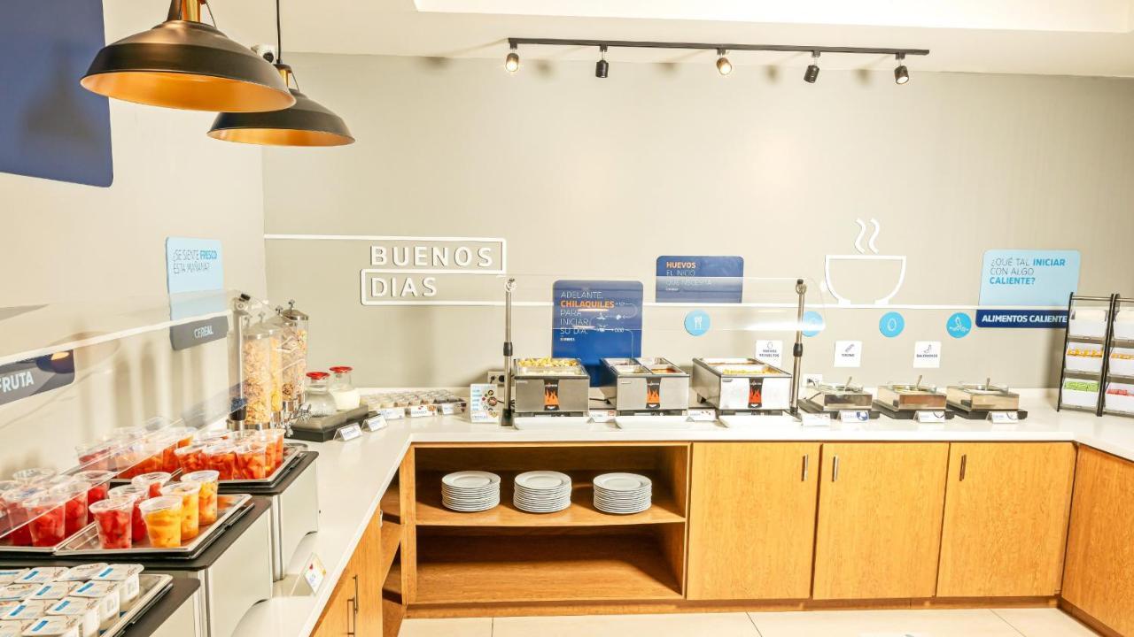 Holiday Inn Express Chihuahua By Ihg Ngoại thất bức ảnh