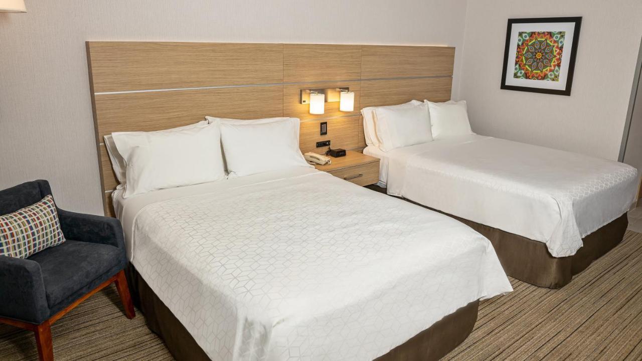 Holiday Inn Express Chihuahua By Ihg Ngoại thất bức ảnh