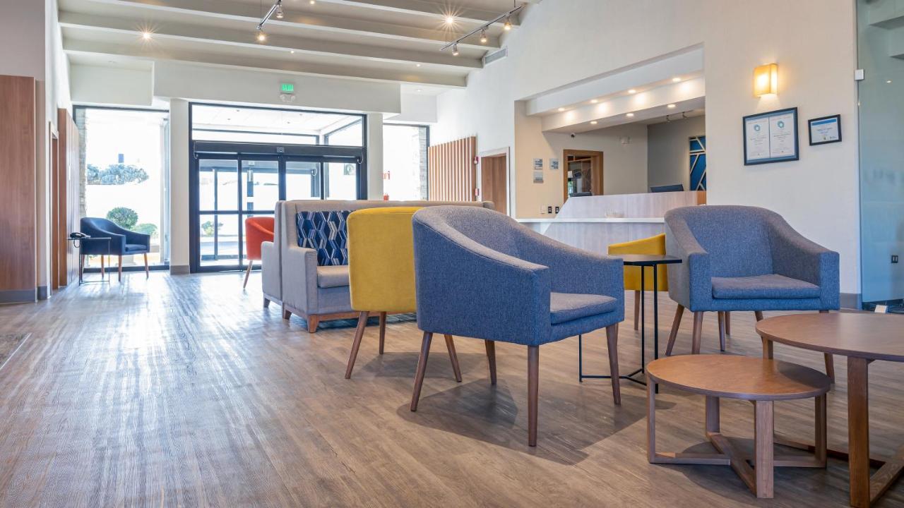 Holiday Inn Express Chihuahua By Ihg Ngoại thất bức ảnh