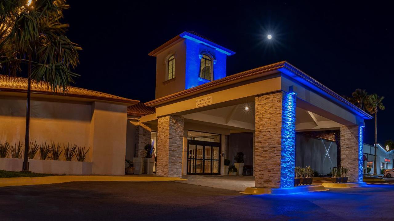 Holiday Inn Express Chihuahua By Ihg Ngoại thất bức ảnh