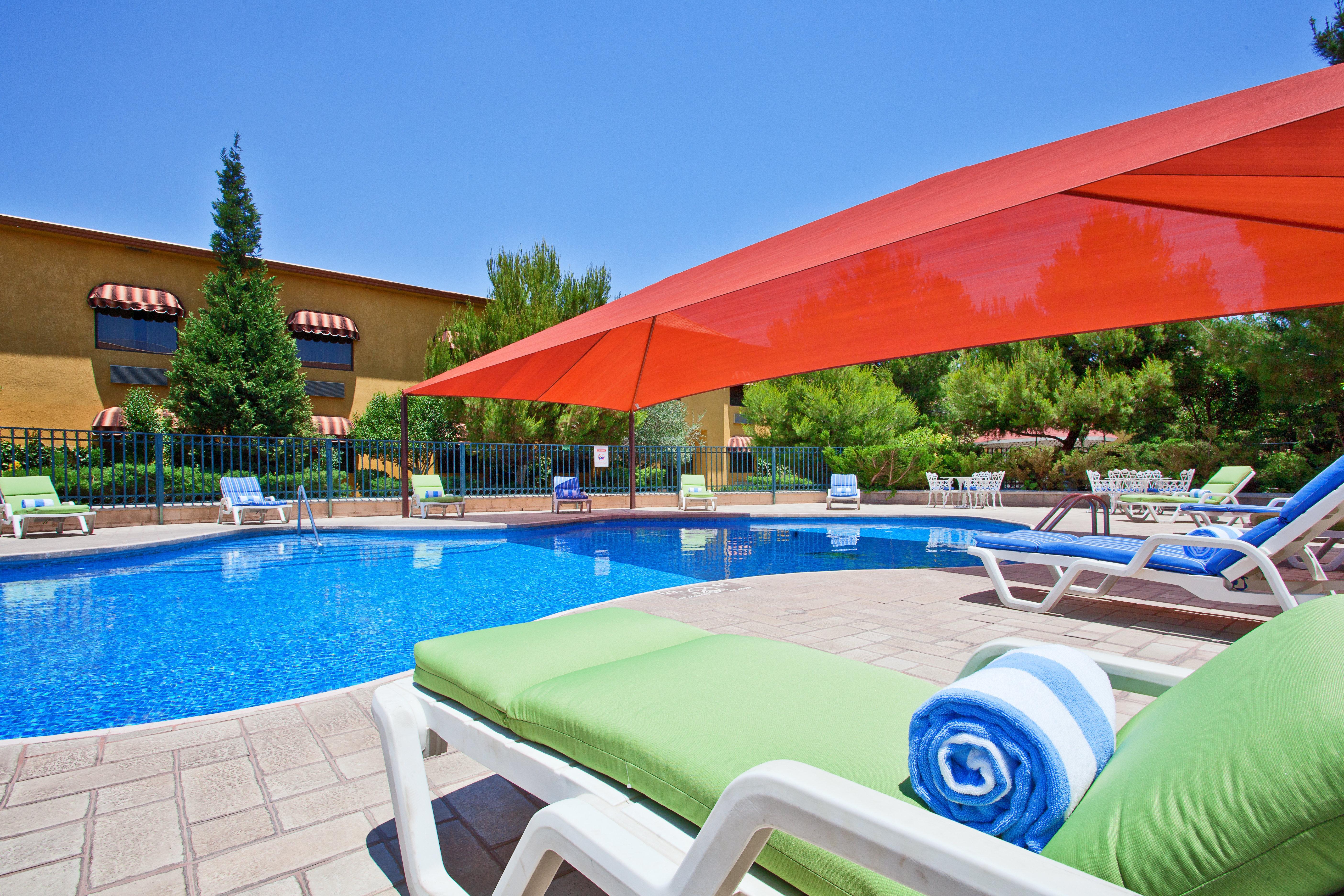Holiday Inn Express Chihuahua By Ihg Ngoại thất bức ảnh