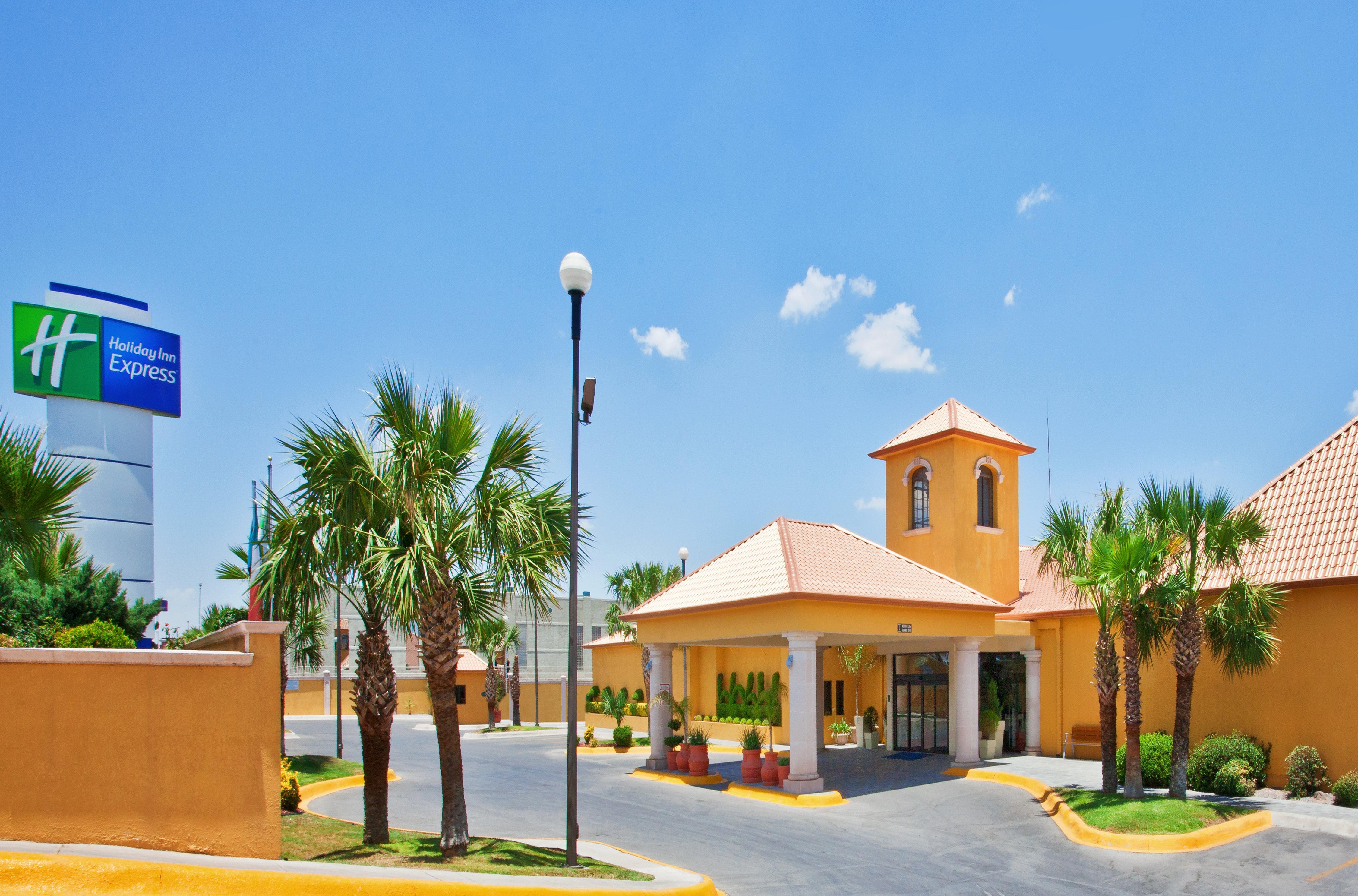 Holiday Inn Express Chihuahua By Ihg Ngoại thất bức ảnh