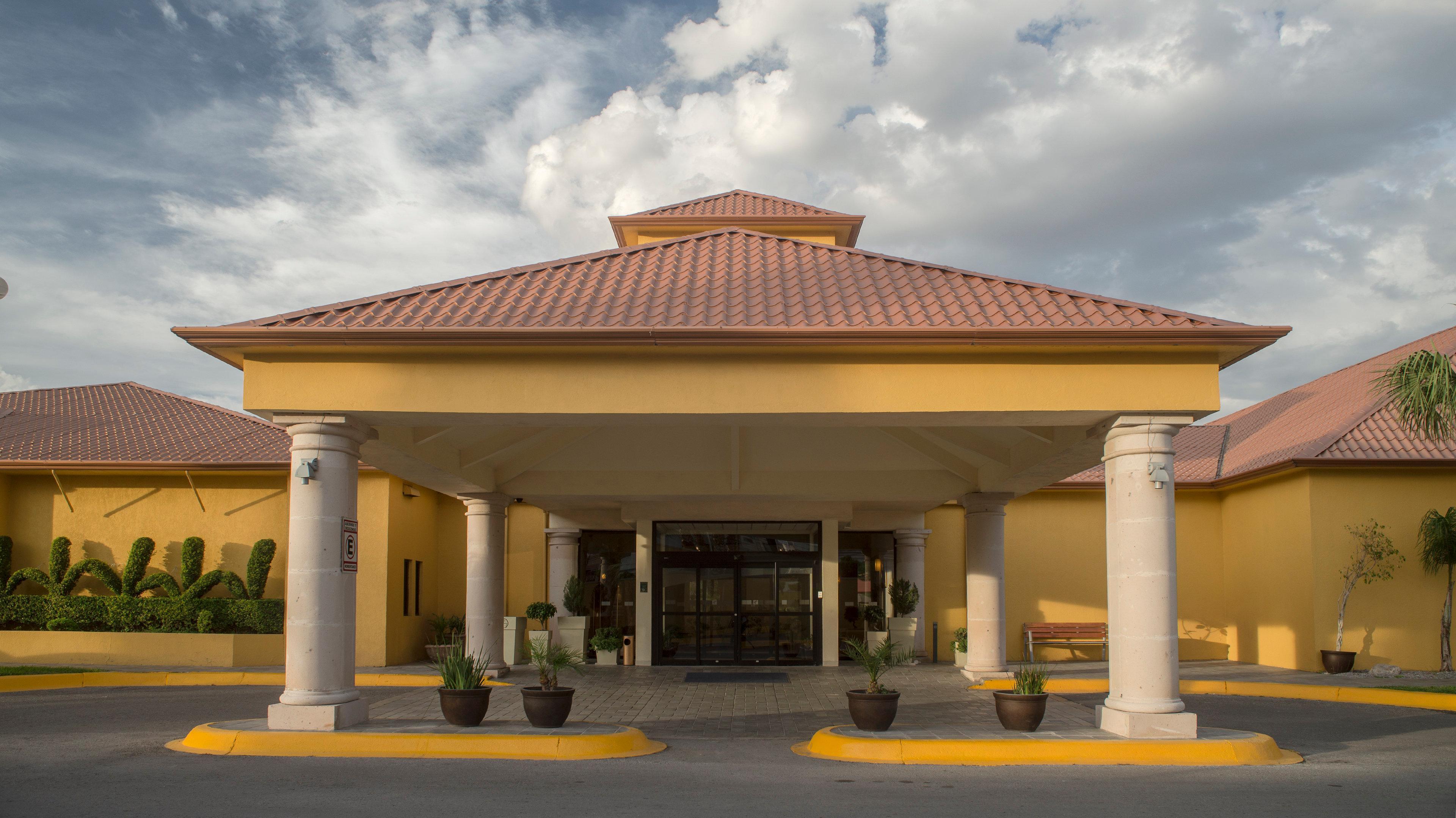 Holiday Inn Express Chihuahua, An Ihg Hotel Ngoại thất bức ảnh